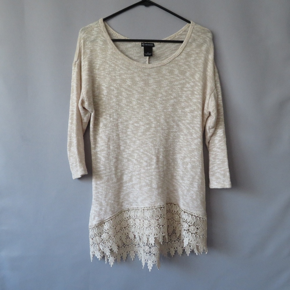 NEW DIRECTIONS 3/4 SLEEVE CROCHET TRIM KNIT TOP